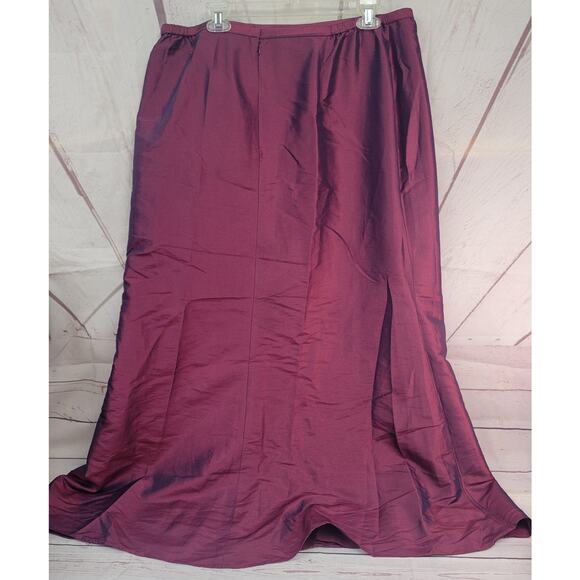 DVC Exclusive Purple top and Skirt set size 18 - Picture 5 of 12